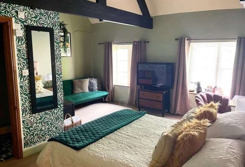 Хостел The Cross Keys