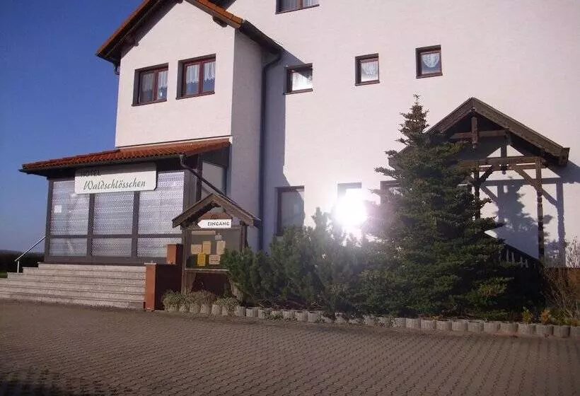 Hotelli Waldschlosschen