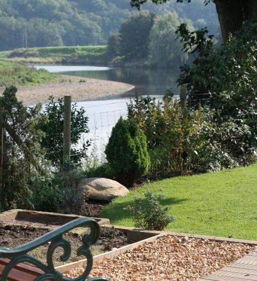 ペンション Riverside Barn Guest House