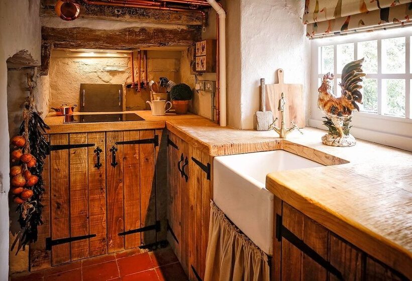 The Cheese House At Gileston Manor