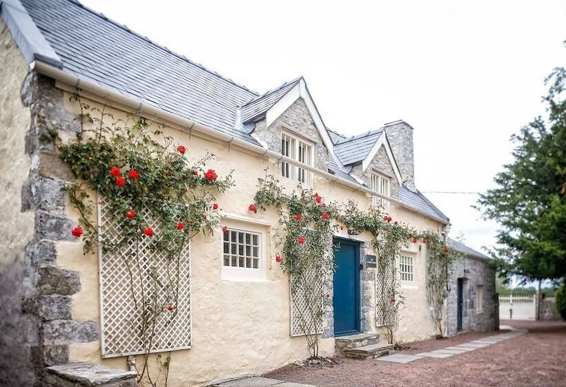 The Cheese House At Gileston Manor