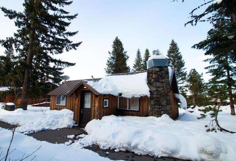 הוסטל Cooper Spur Mountain Resort