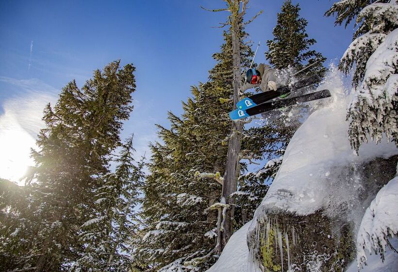 הוסטל Cooper Spur Mountain Resort