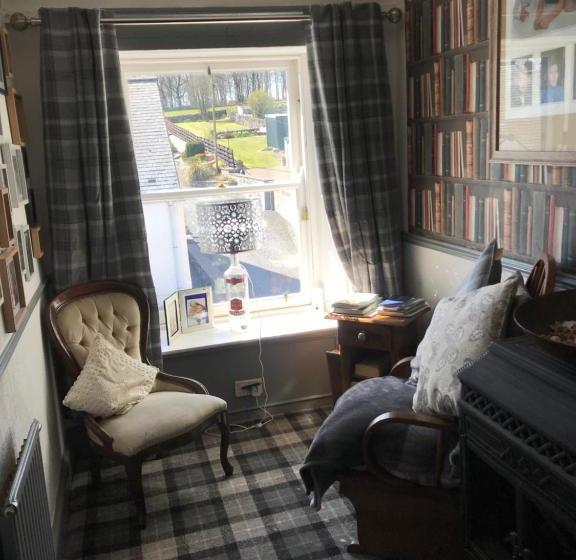 Общежитие Craighlaw Arms Vintage B&b