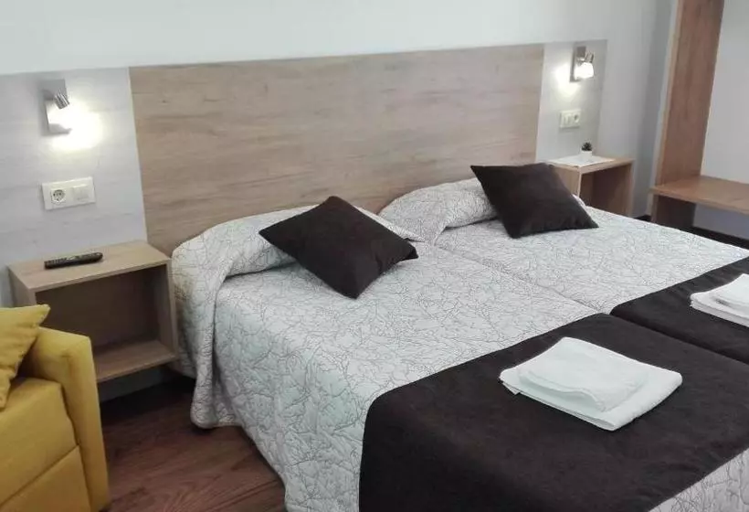 ペンション Albergue Boente