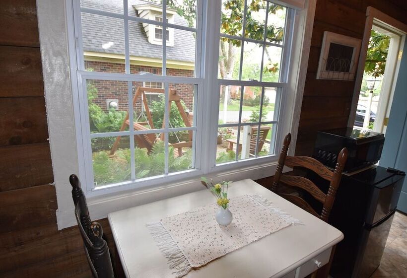 Bed and Breakfast Apple Bin Inn