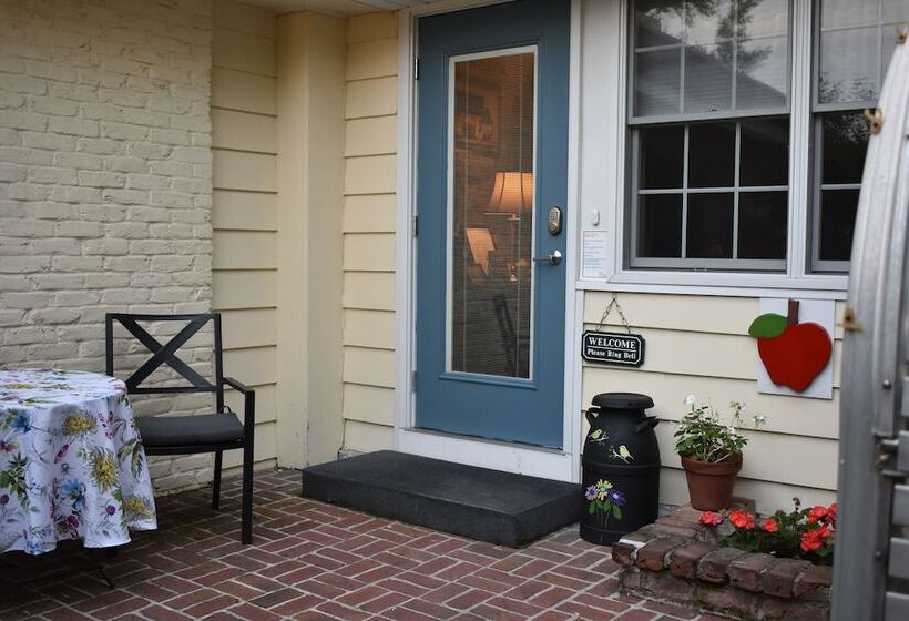 Bed and Breakfast Apple Bin Inn