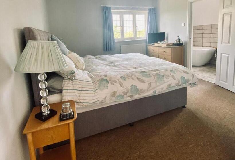 Bed and Breakfast Chadwell Hill Farm