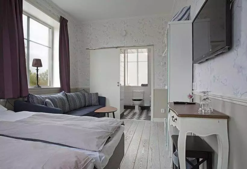 ベッドアンドブレックファースト Norrfly Herrgård