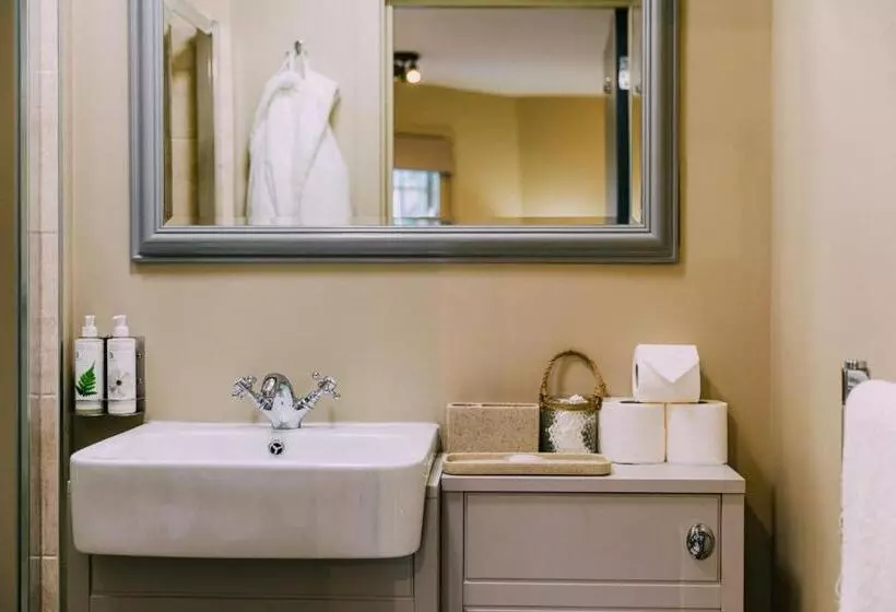 Aamiaismajoitus (B&B) The Pointer