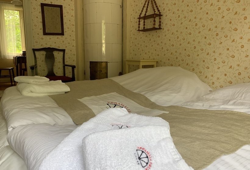 Hostal Ebbamåla Bruk