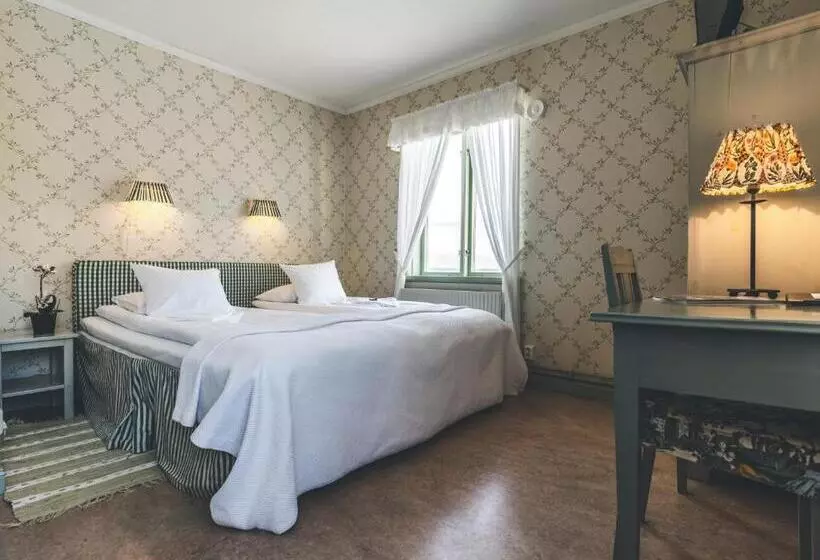 簡易ホテル Wångens Wärdshus