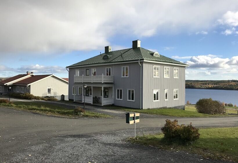 פונדק Wångens Wärdshus