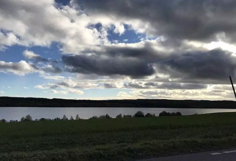 簡易ホテル Wångens Wärdshus