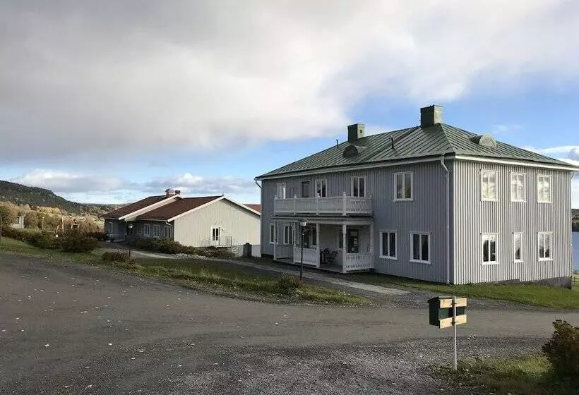 簡易ホテル Wångens Wärdshus