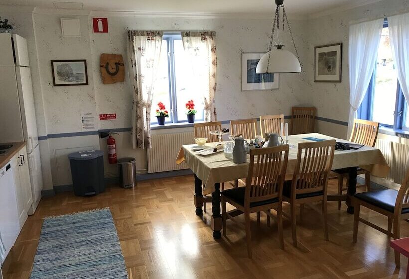 פונדק Wångens Wärdshus