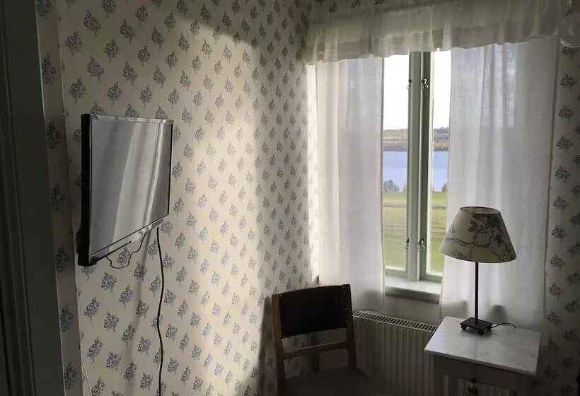 簡易ホテル Wångens Wärdshus