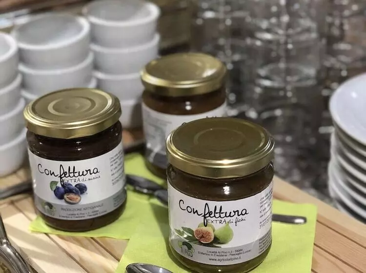 ホテル Agriturismo Il Pino