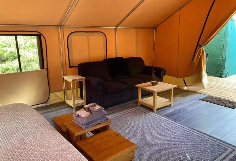 Majatalo Dominion Hill Country Inn