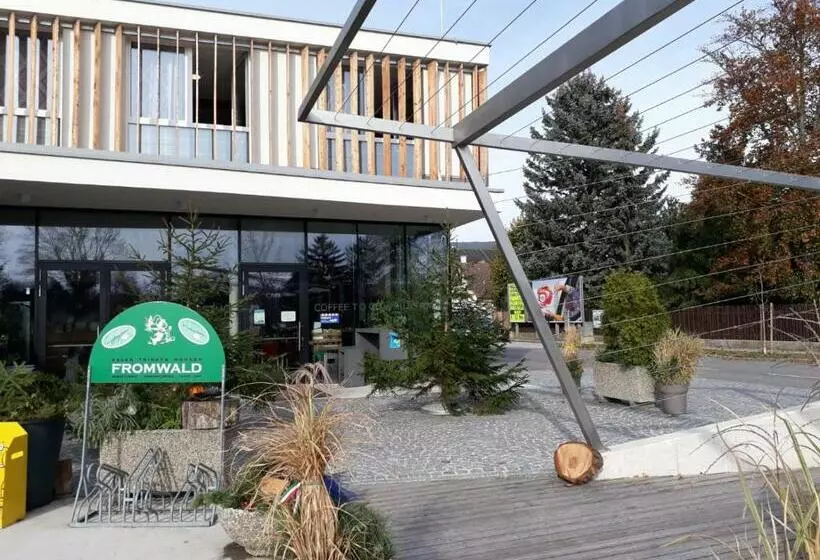 ユースホステル Hubertushof Fromwald Hotel Und Gasthof