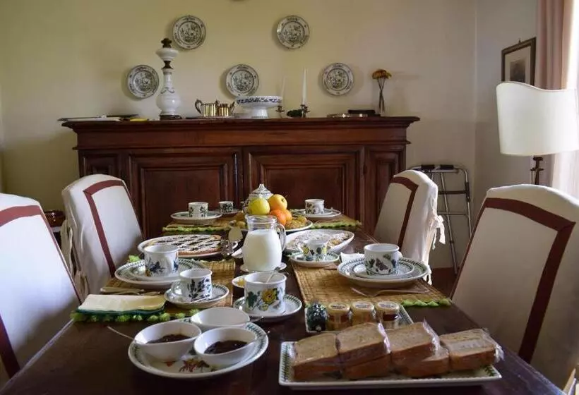 Aamiaismajoitus (B&B) Agrifoglio