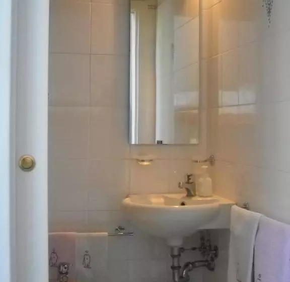 Aamiaismajoitus (B&B) Charlie Chaplin