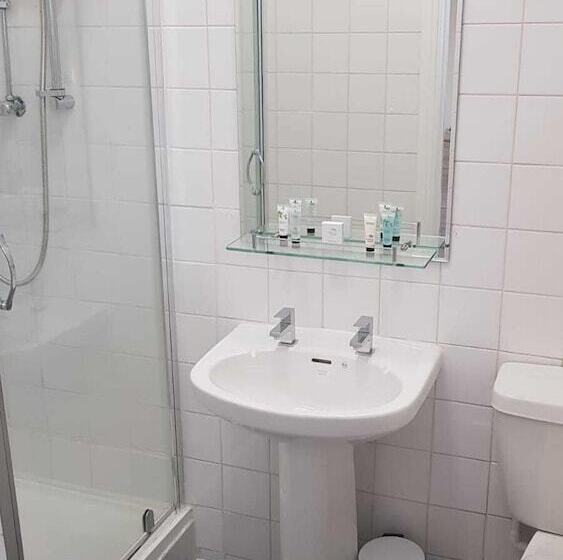 住宿加早餐  Chequers Inn