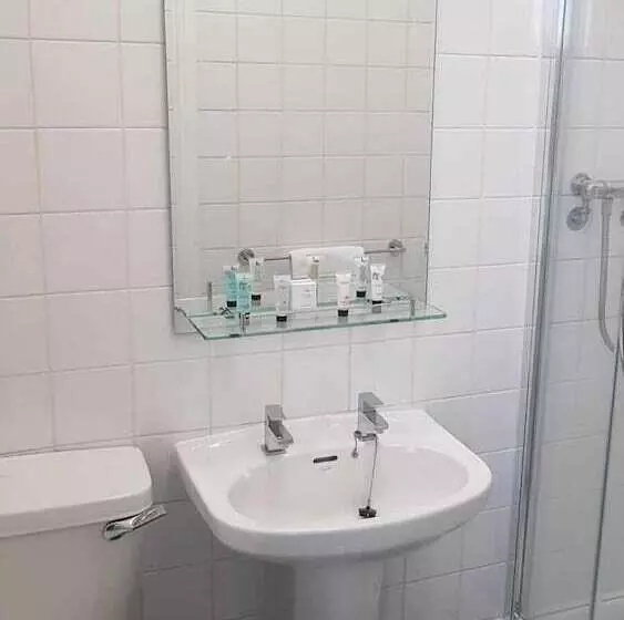 ベッドアンドブレックファースト Chequers Inn