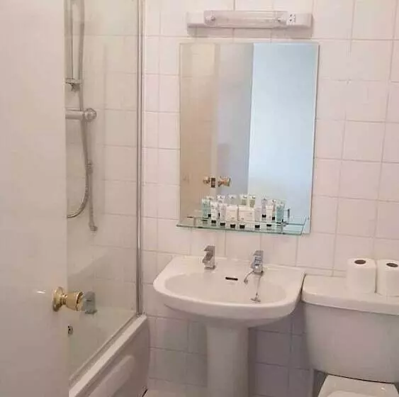 ベッドアンドブレックファースト Chequers Inn