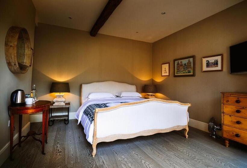 住宿加早餐  Chippenham Park Garden Rooms