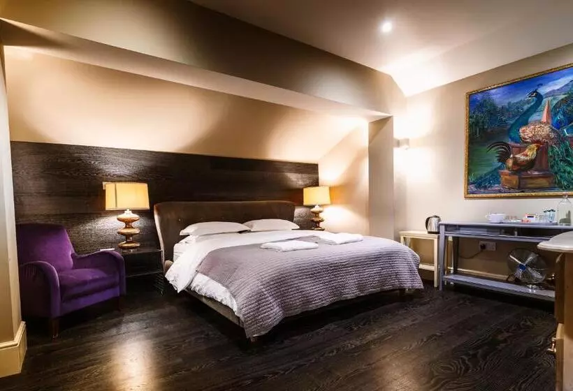 Aamiaismajoitus (B&B) Chippenham Park Garden Rooms