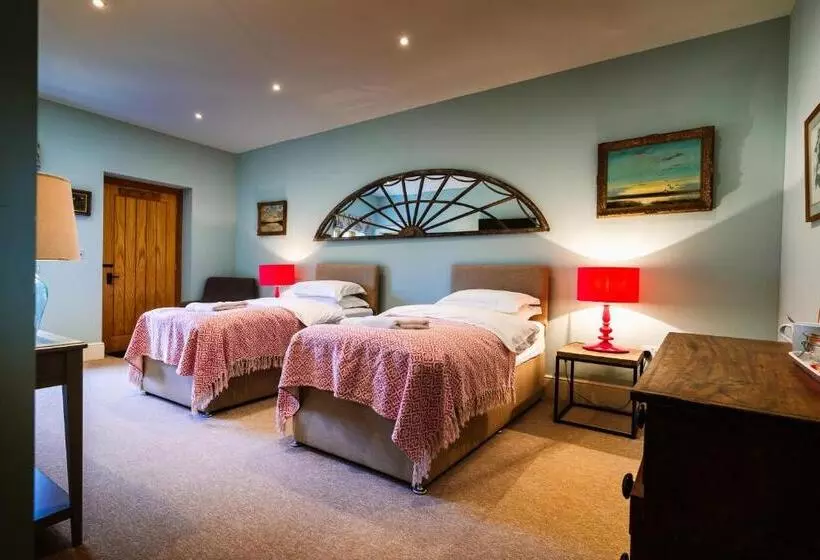 Aamiaismajoitus (B&B) Chippenham Park Garden Rooms