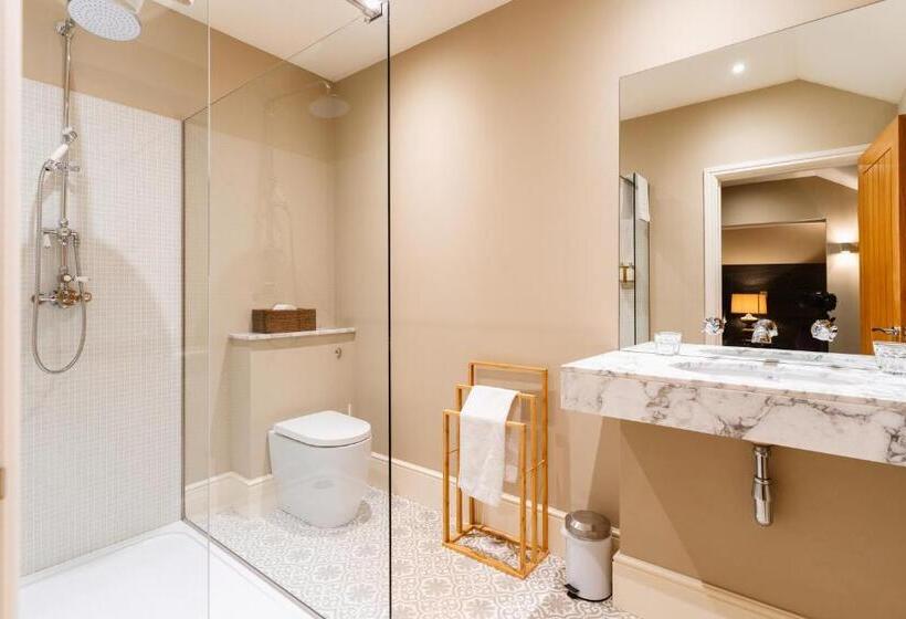 住宿加早餐  Chippenham Park Garden Rooms