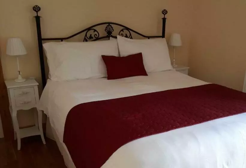 Aamiaismajoitus (B&B) Dewhamill