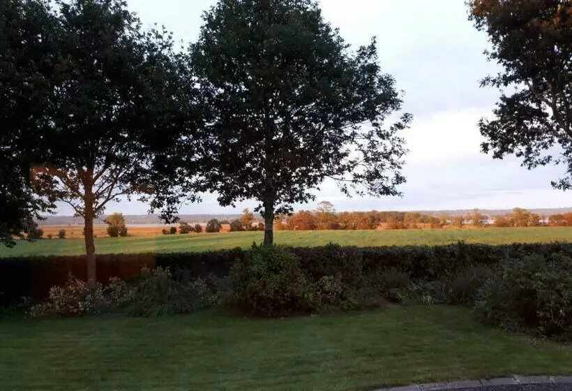 Aamiaismajoitus (B&B) Dewhamill