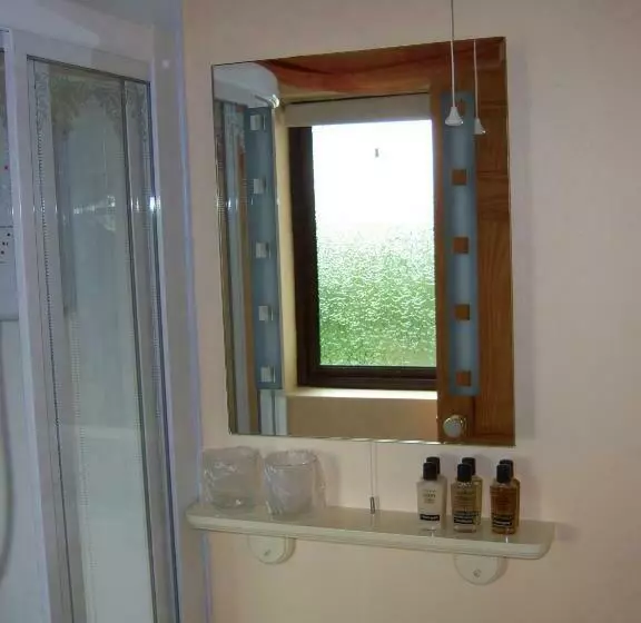 Aamiaismajoitus (B&B) Dewhamill