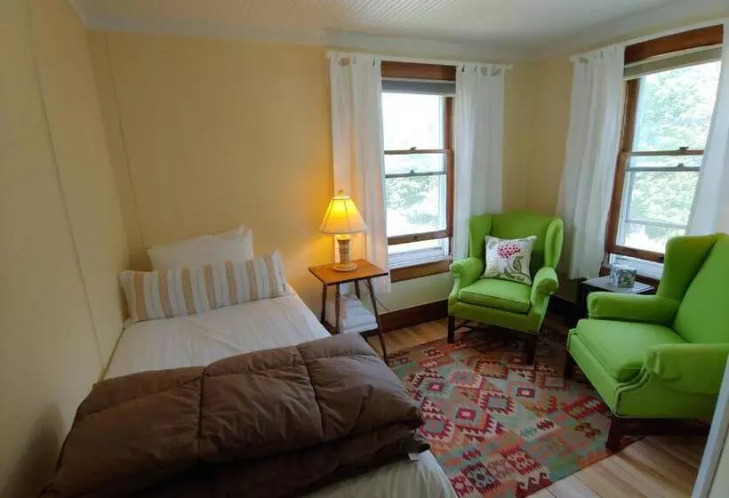 Aamiaismajoitus (B&B) Keene Valley Lodge