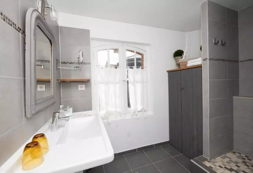 ベッドアンドブレックファースト Le Clos Corbier