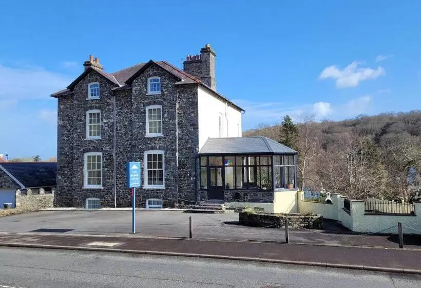 Aamiaismajoitus (B&B) Llys Aeron Guest House