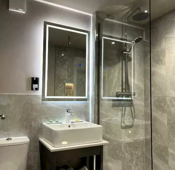 Aamiaismajoitus (B&B) The Three Pickerels