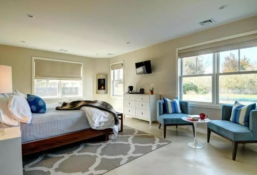 Aamiaismajoitus (B&B) White Fences Water Mill