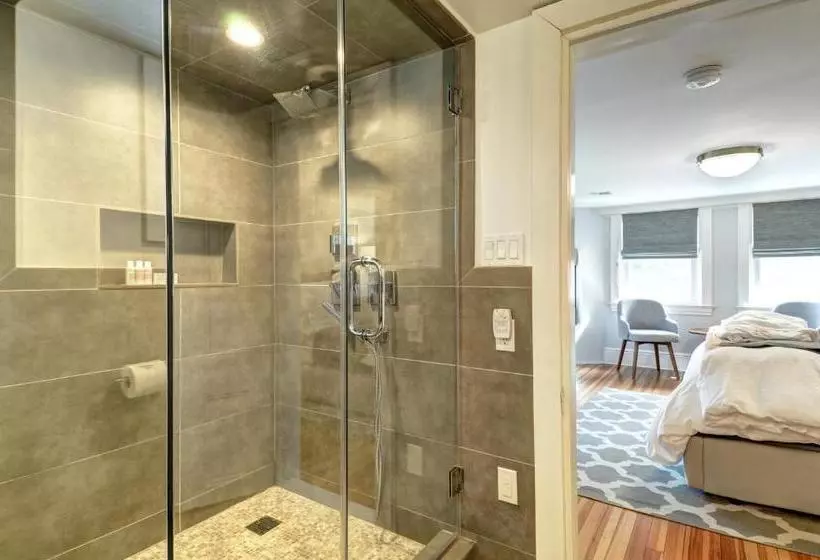 Aamiaismajoitus (B&B) White Fences Water Mill