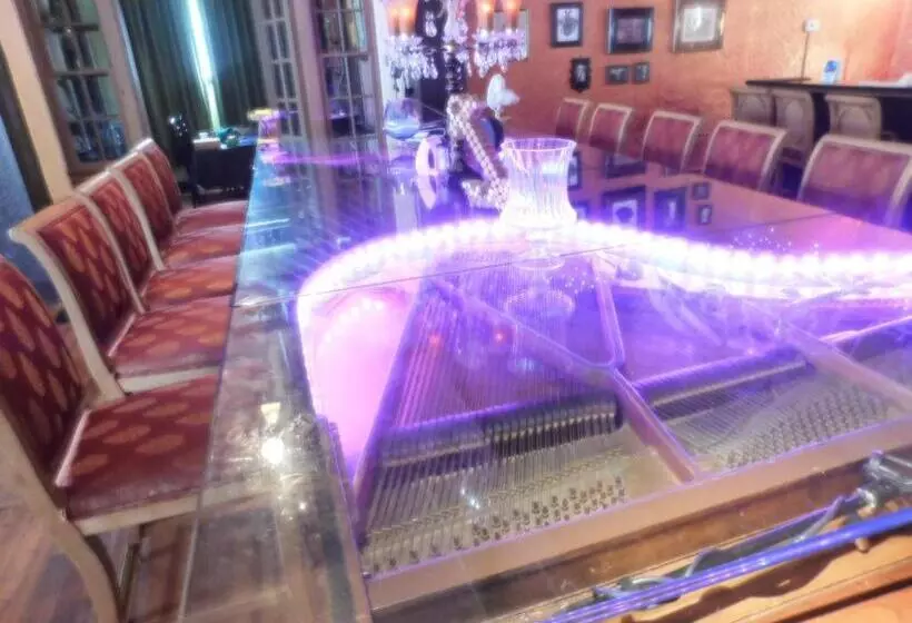 Cassadaga Hotel And Spiritual Center