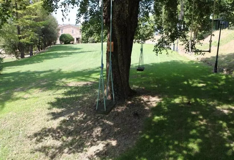 Hotelli Agriturismo La Fonte