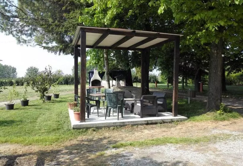 ホテル Agriturismo Valpagliaro