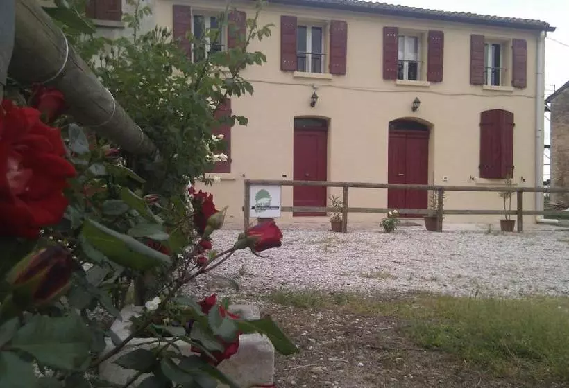 ホテル Agriturismo Valpagliaro