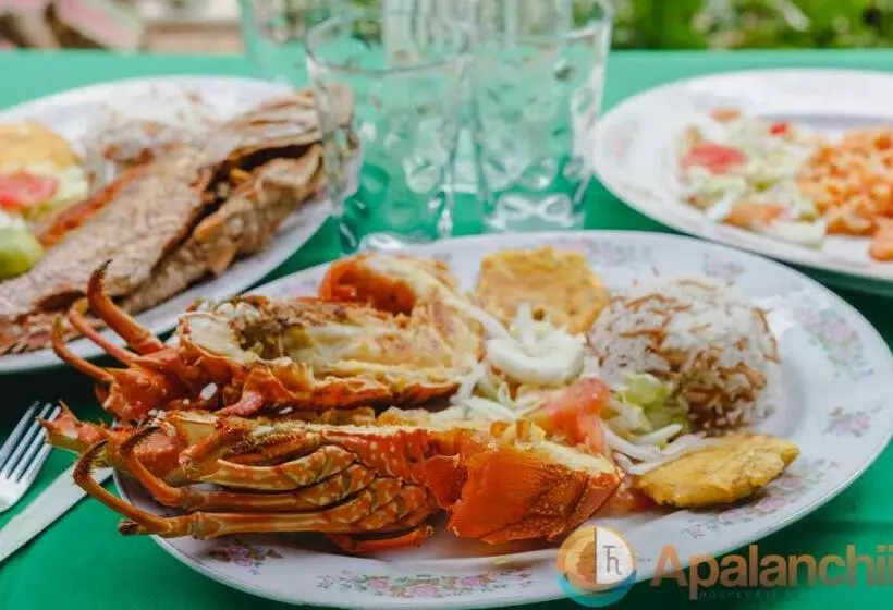 ホテル Apalanchii Hospedaje Y Restaurante
