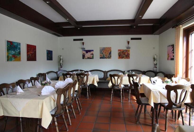 ホテル Bliesbrück