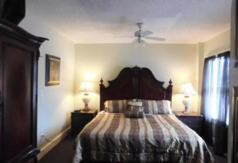 Cassadaga Hotel And Spiritual Center