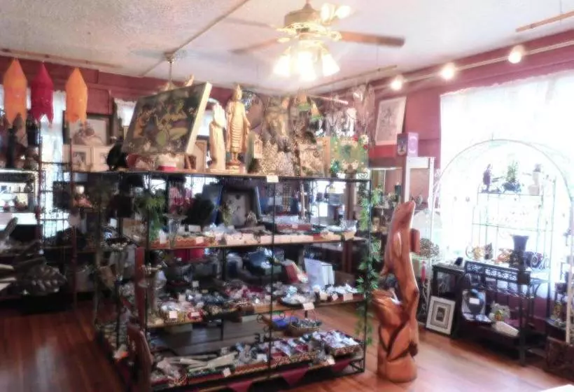 Cassadaga Hotel And Spiritual Center